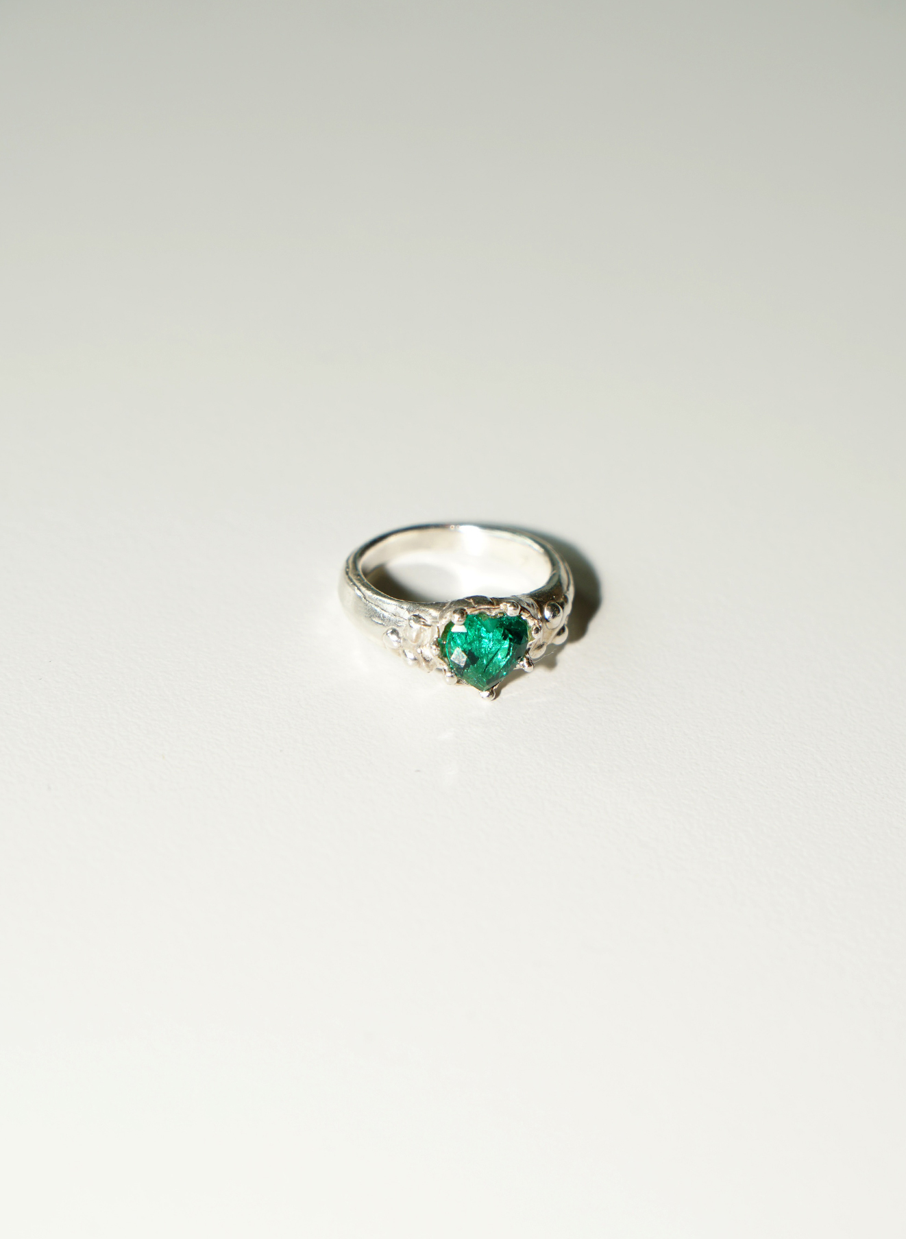 Emerald heart silver 925 Ring